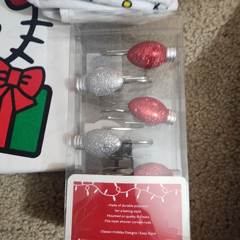 🎄✨️Nwt Hello Kitty Christmas bundle ( 6pc ) set for Bathroom🎄✨️ - Picture 4 of 10